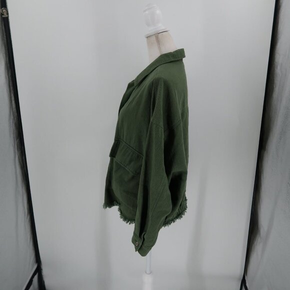 Lulu's Women's Green Denim Style Jacket Size XS Distressed Hem - Picture 4 of 6